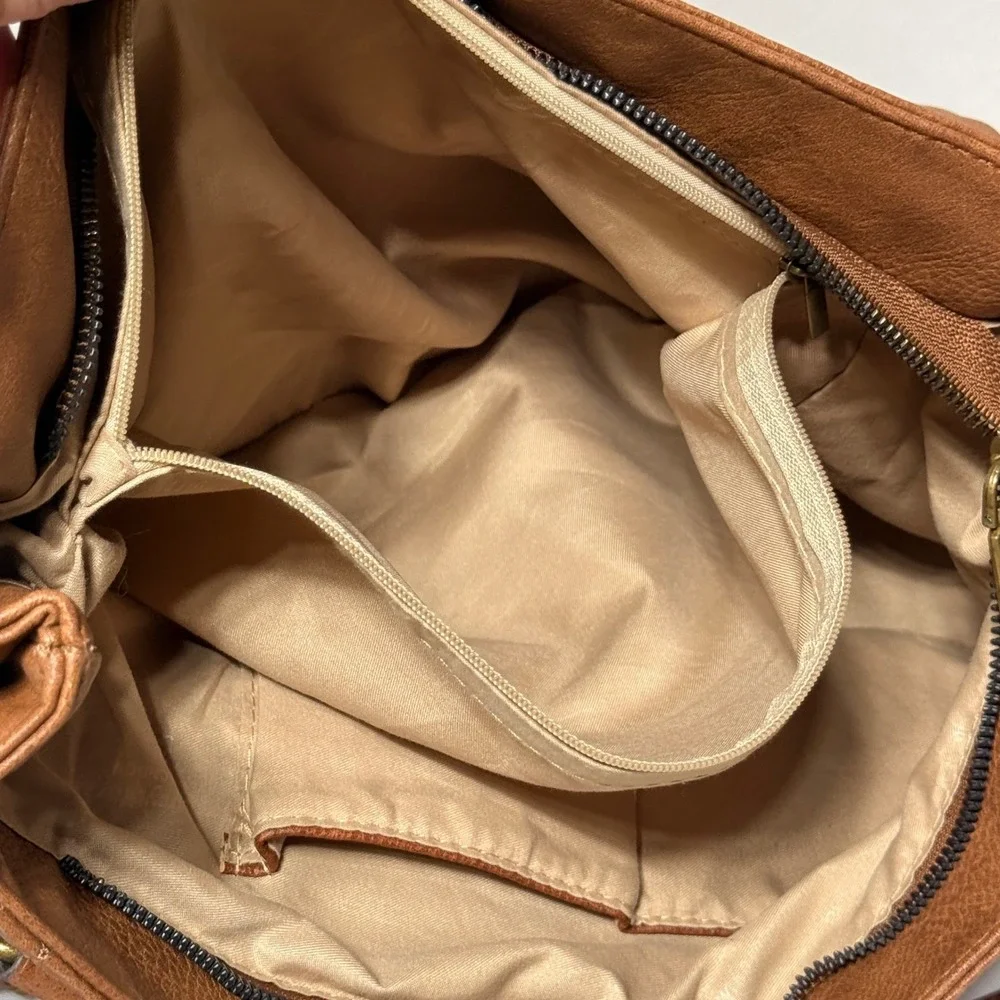Darcy‎ Marks London Brown Vegan Leather Studded Crossbody Tassel Shoulder Bag