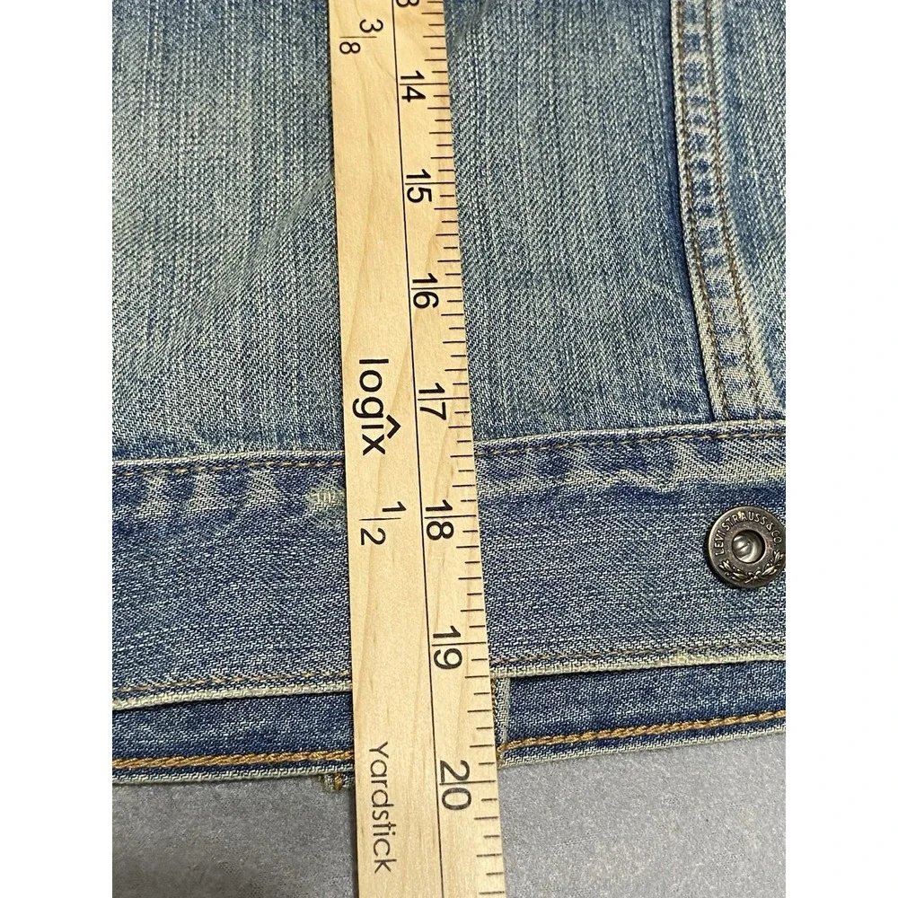 Levis levi trucker