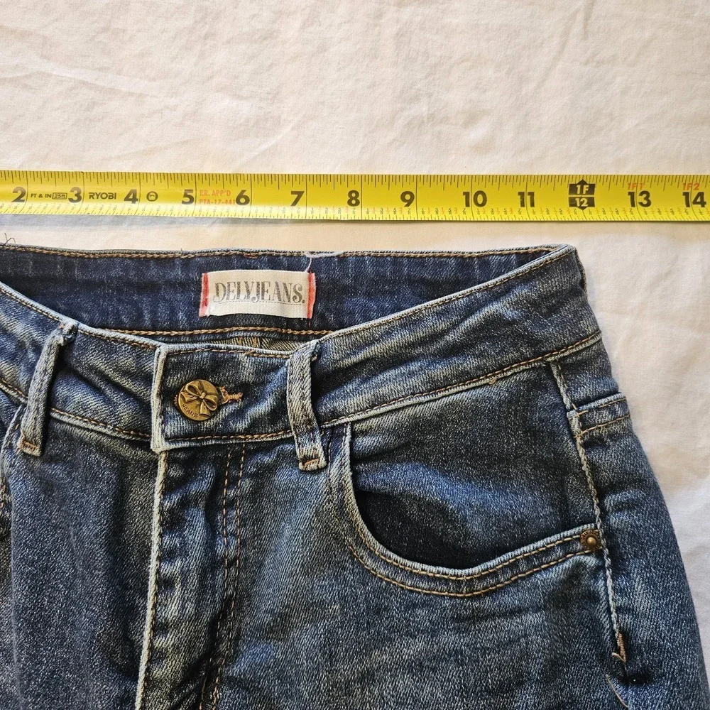 Dely Jeans ultimate collectors