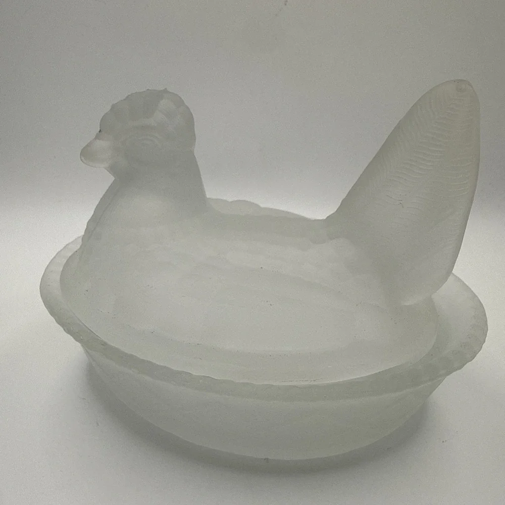 Vintage Westmoreland Frosted Glass Hen on Nest Covered Candy Dish 7