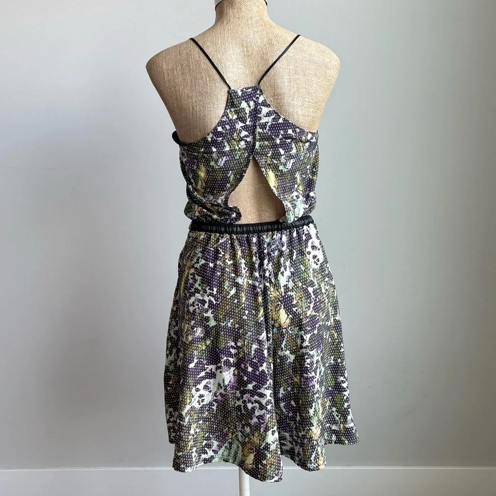 lululemon athletica preowned size