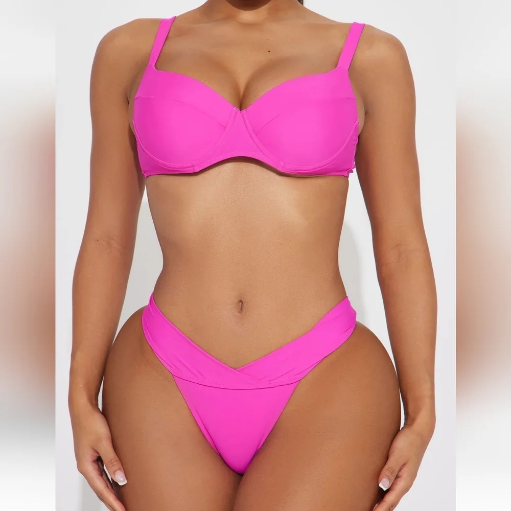 Fashion Nova hot pink
