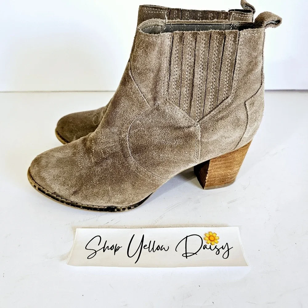 Fortini Chesney Taupe Suede Western Ankle‎ Boots Block Heel Cowgirl Boho Size 8