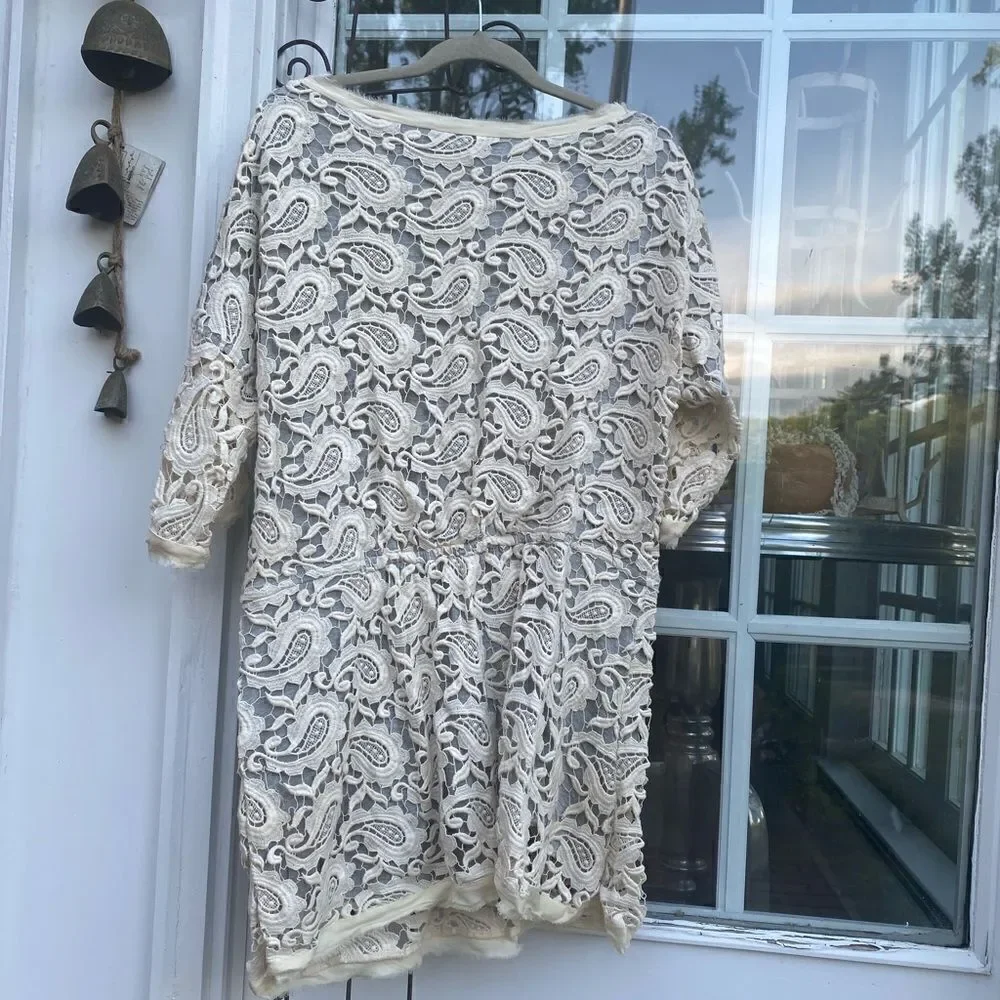 dolan gorgeous paisley
