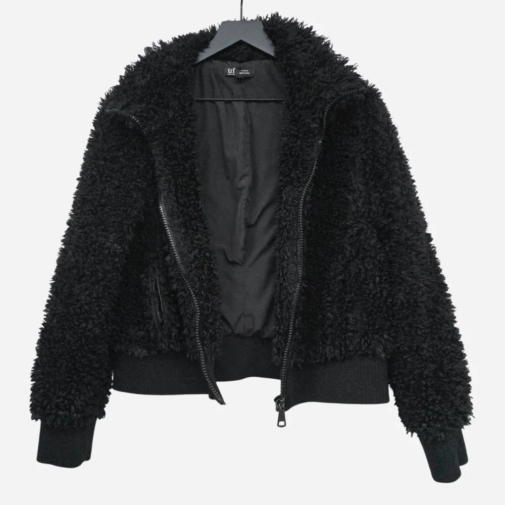 Zara black boucle