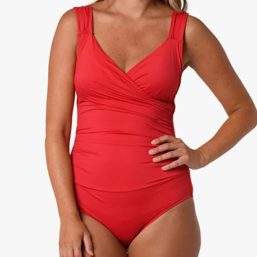 Jantzen red tummy