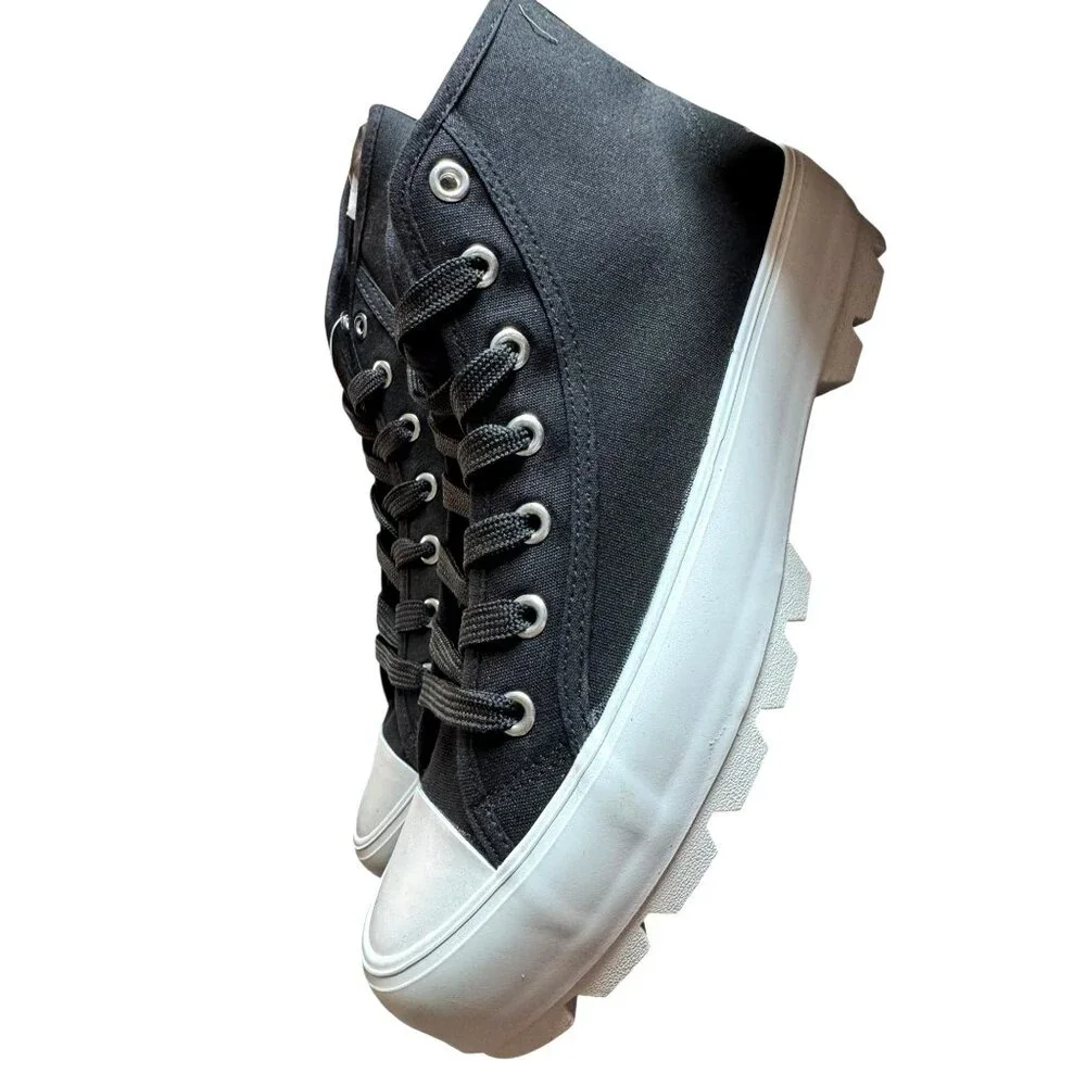 Mudd stylish durable