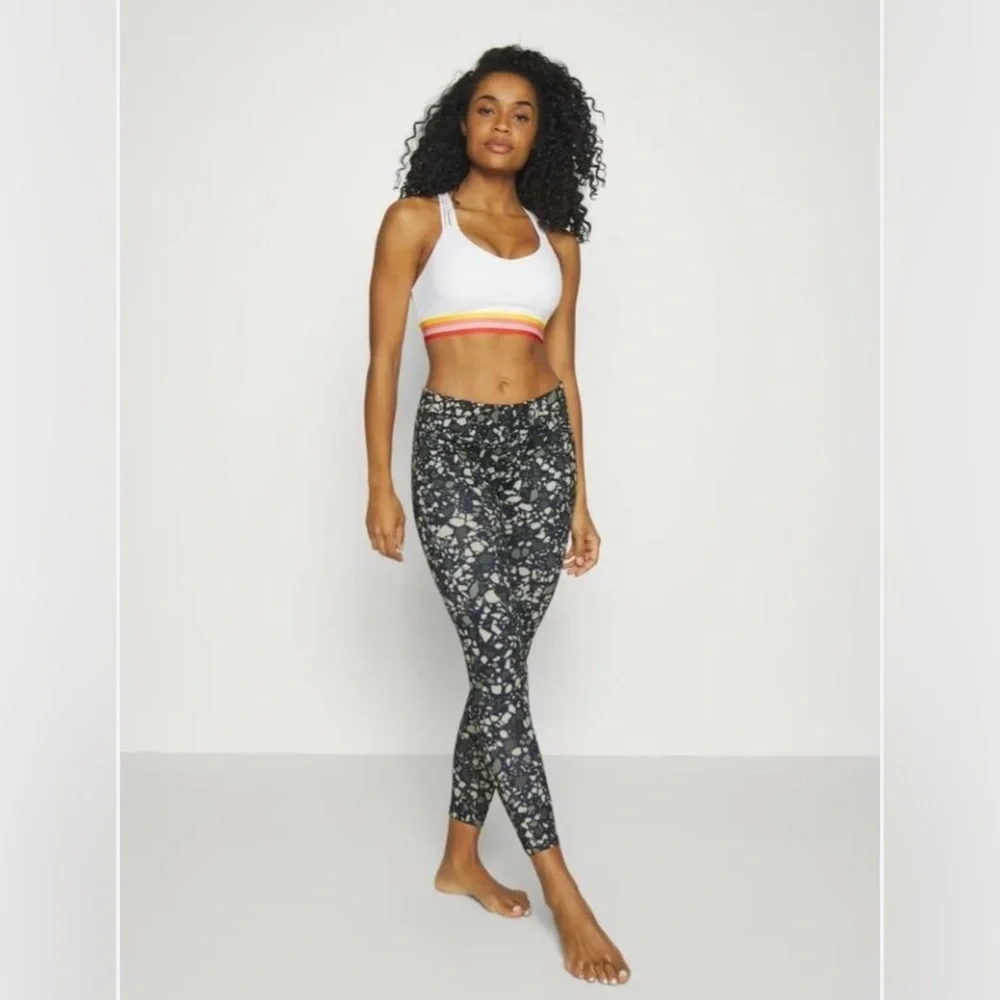 Burton Womens Terrazzo Print‎ Performance Leggings Stretch Activewear XXS