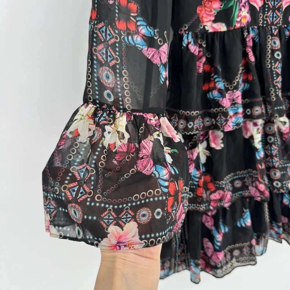 bebe bell sleeve