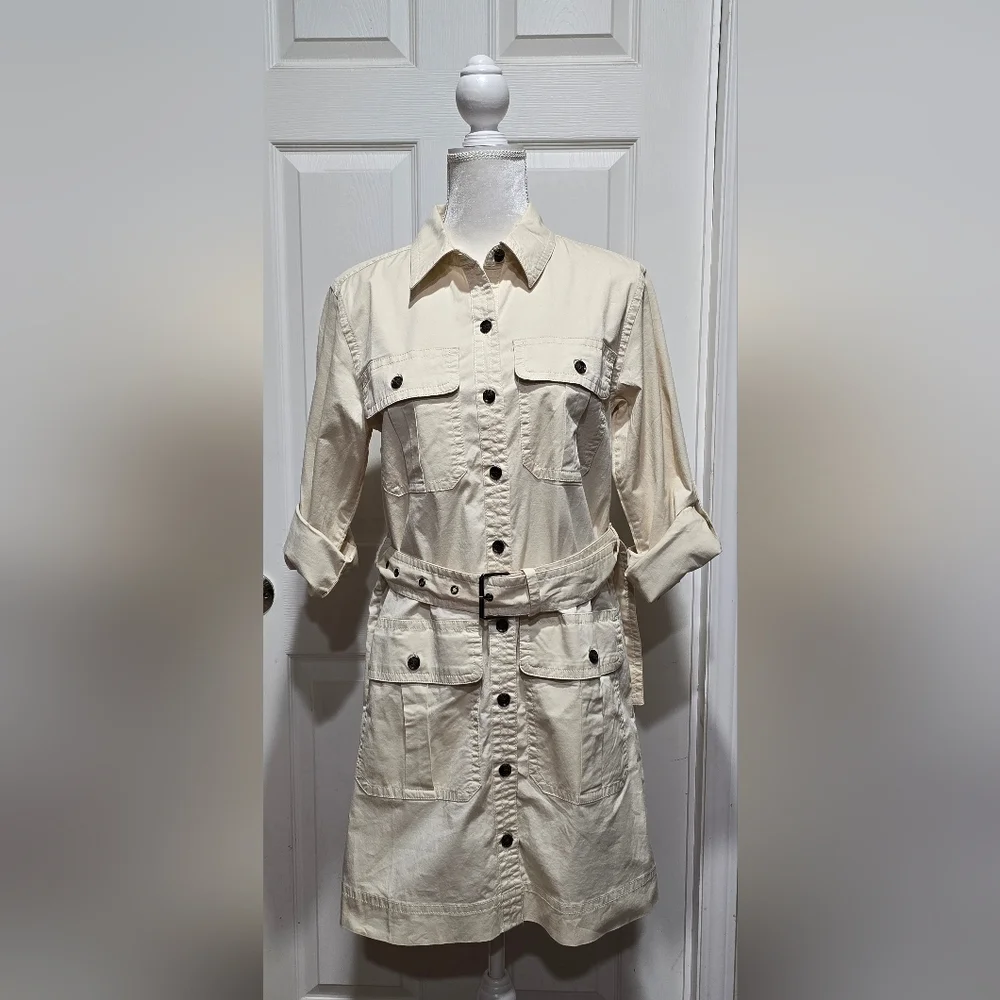 Banana Republic stylish banana