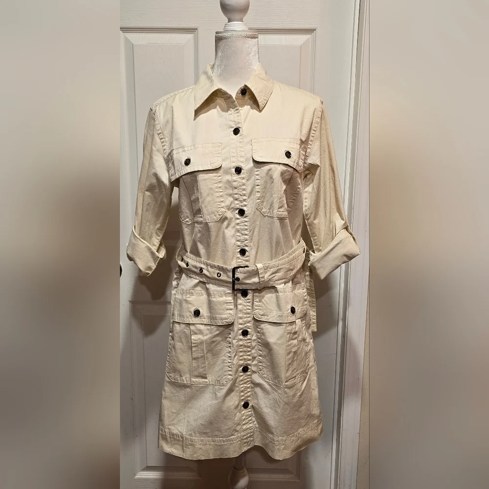 Banana Republic stylish banana