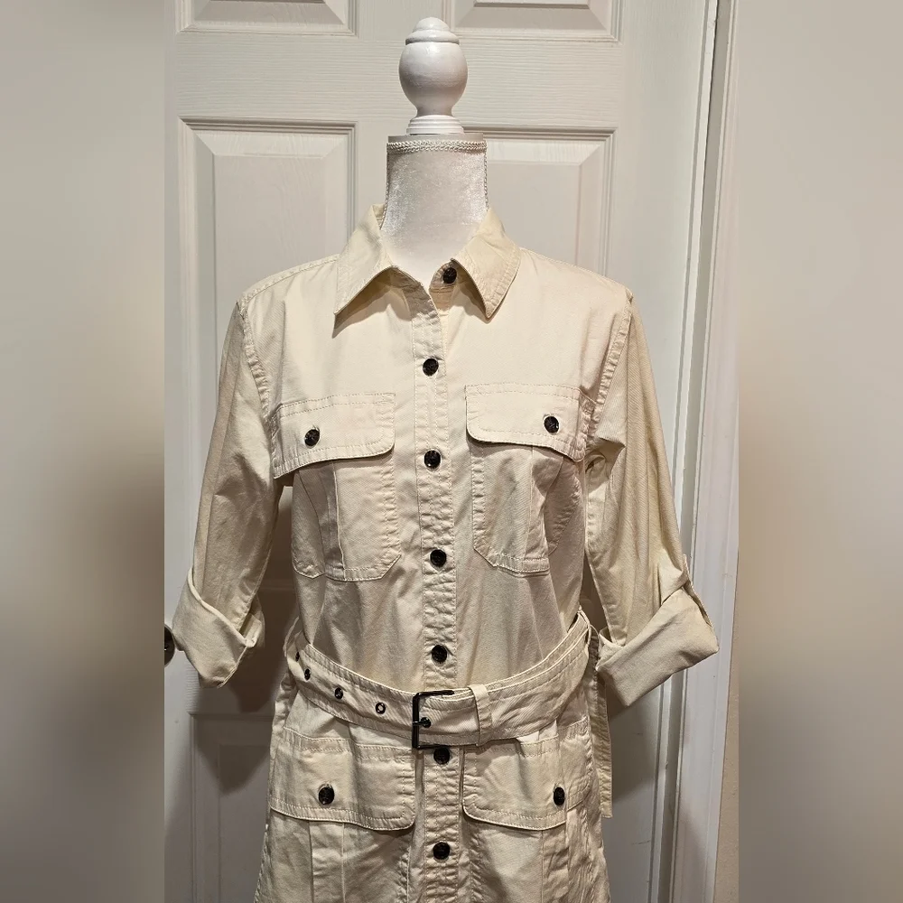 Banana Republic stylish banana