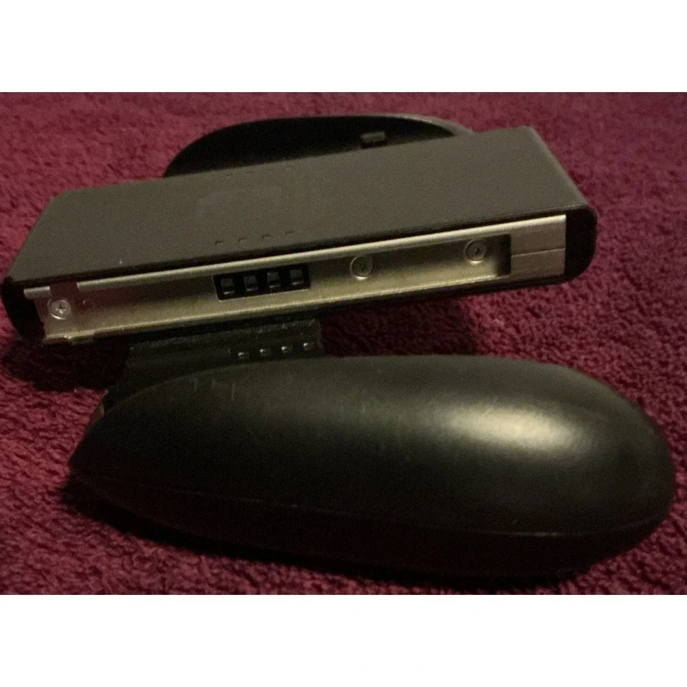 Official Genuine Nintendo Switch Joy-Con‎ Non Charging Comfort Grip HAC-011