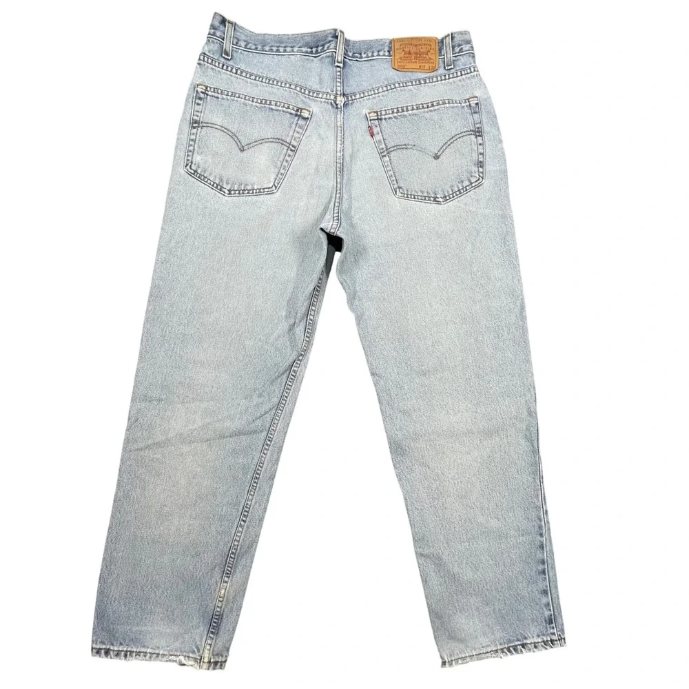 Levis levi 550