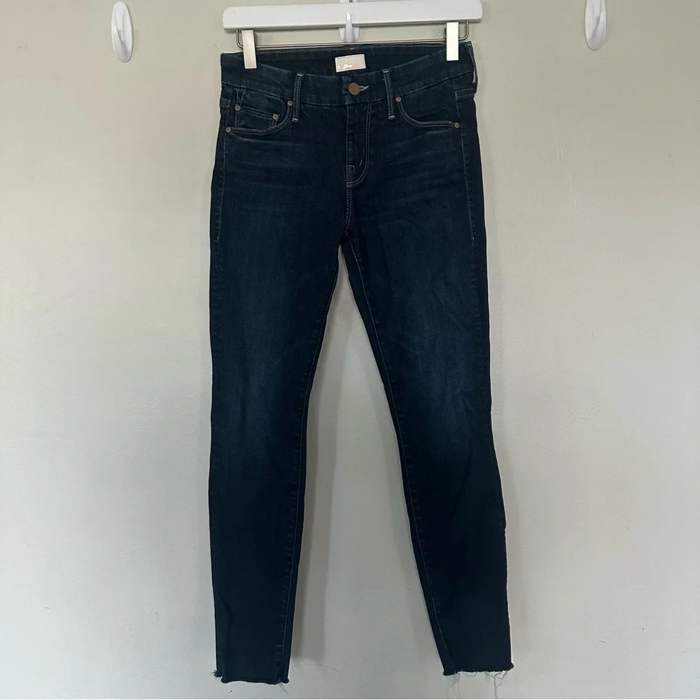 MOTHER Looker Ankle Fray Jeans in No‎ Play Size 25