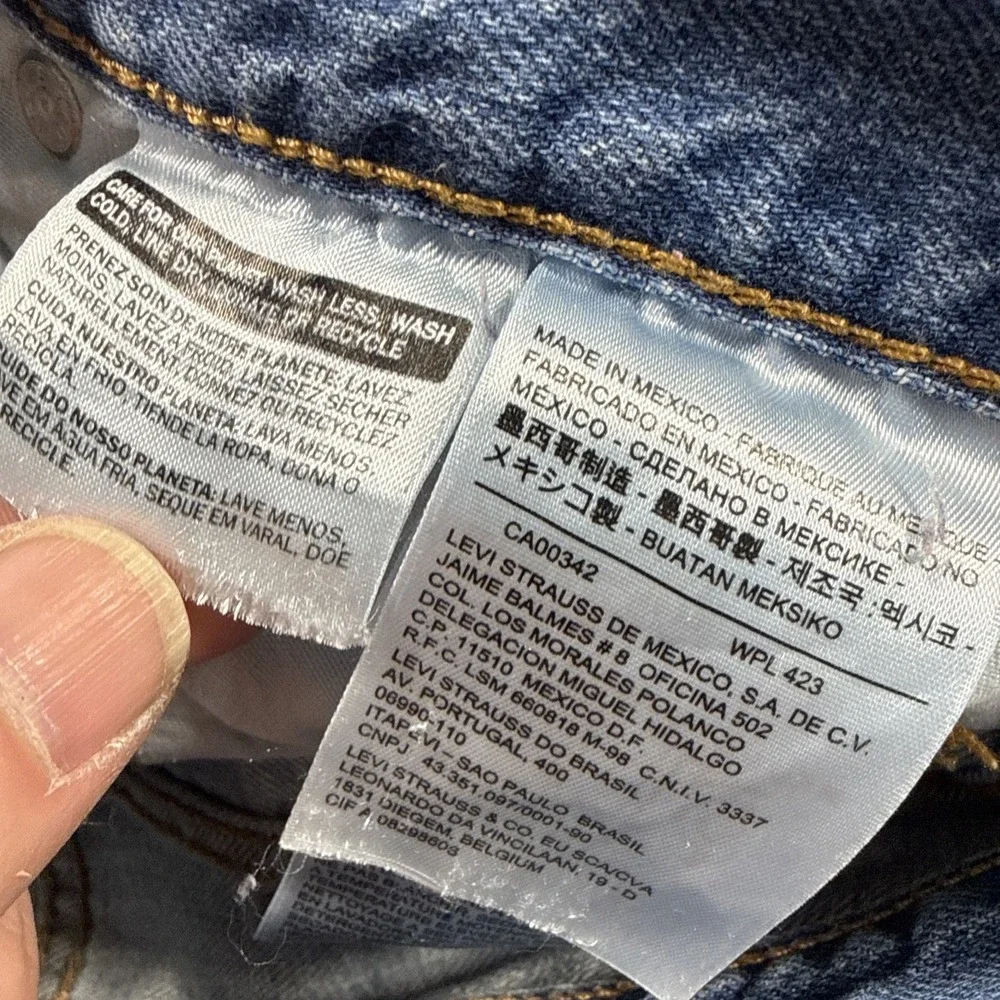 Levis product pair