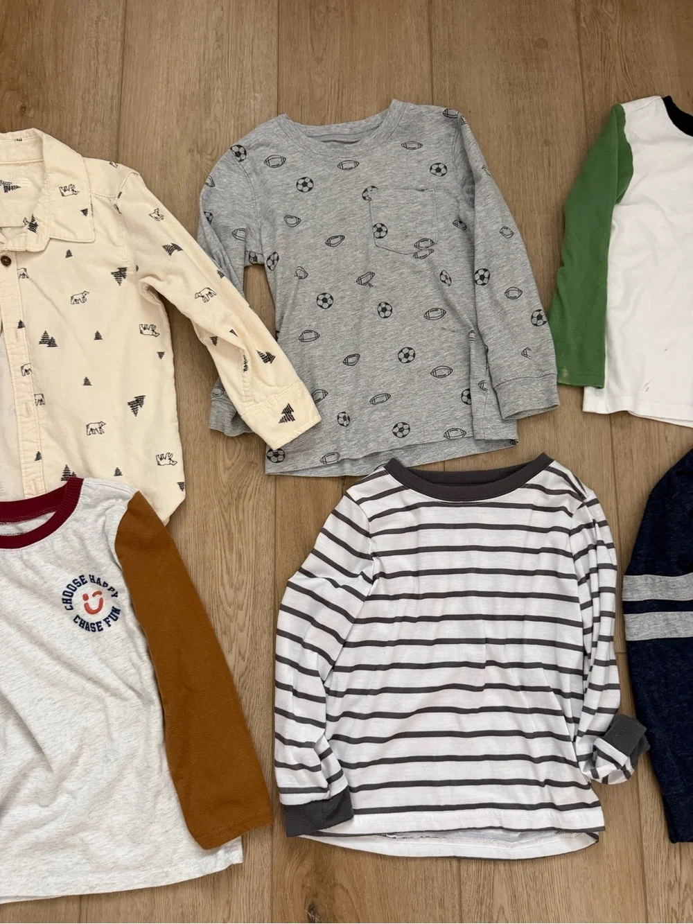 4T Boys Clothing Bundle Lot- Tops and bottoms
