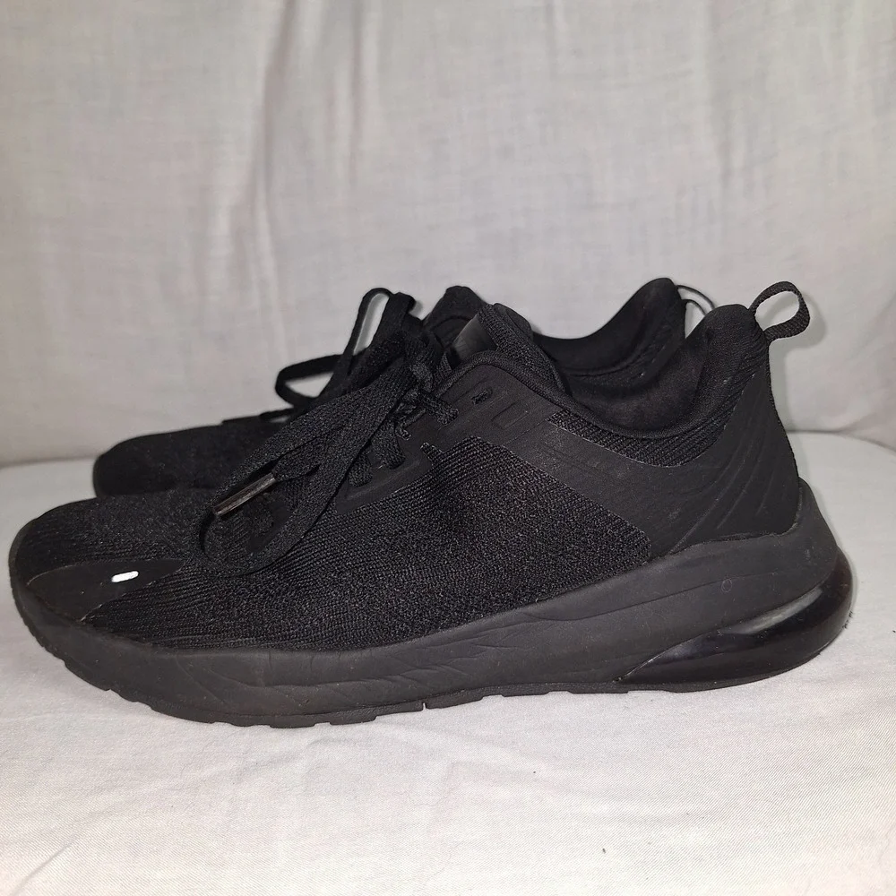 Avia women size