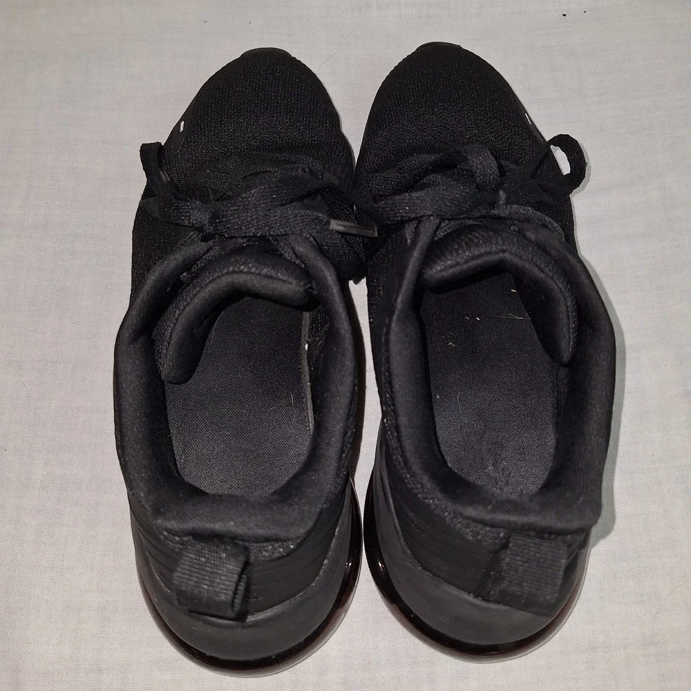 Avia women size