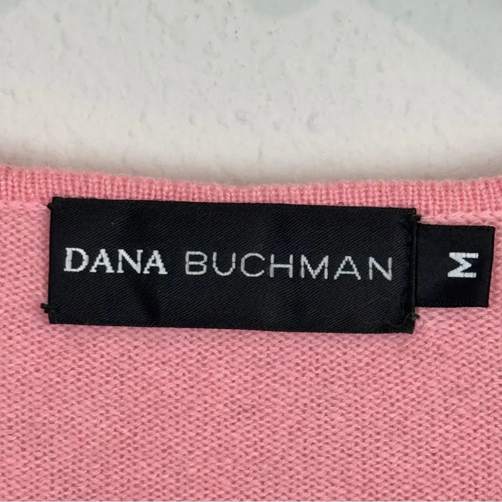 Dana Buchman sleeves gently