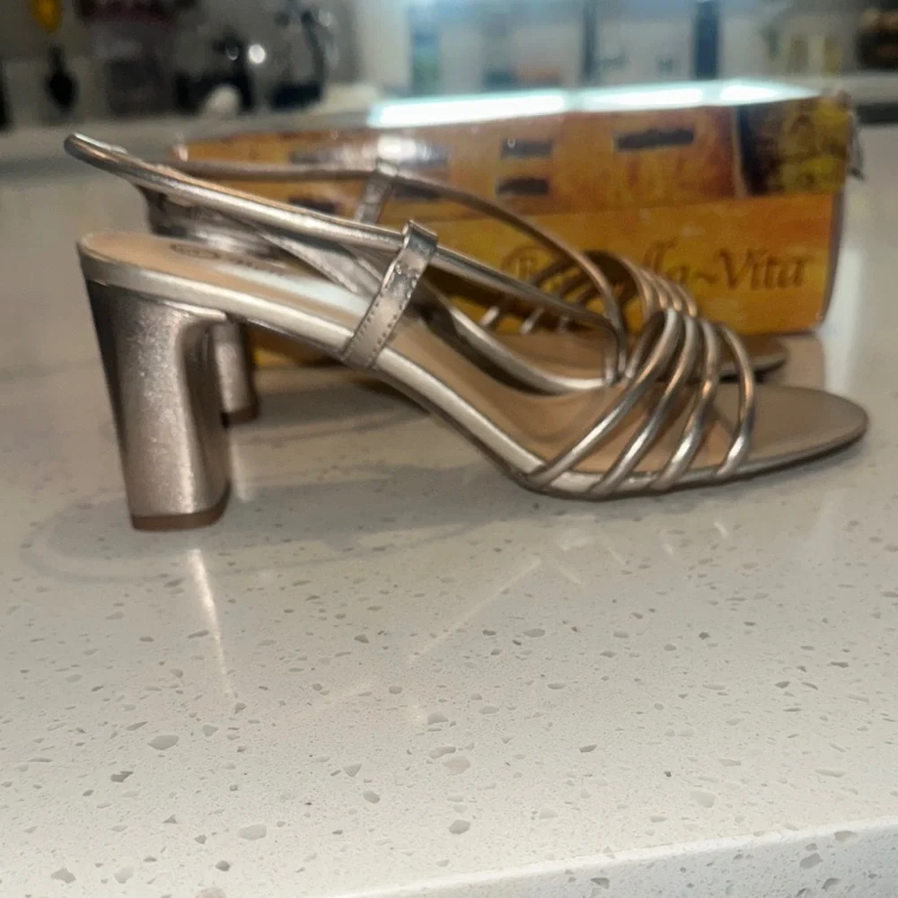 Bella Vita step into
