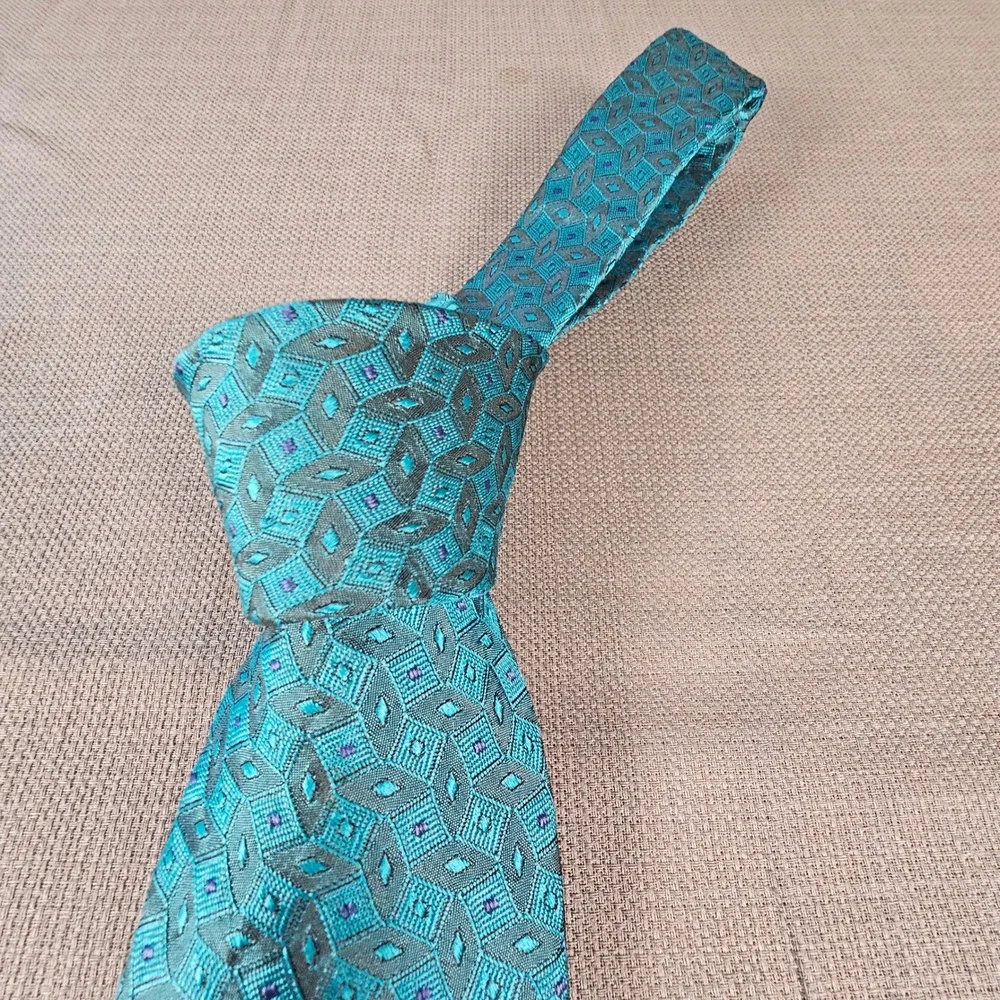 Oscar‎ de la Renta Couture Mens Teal Geometric Silk Necktie Designer Tie