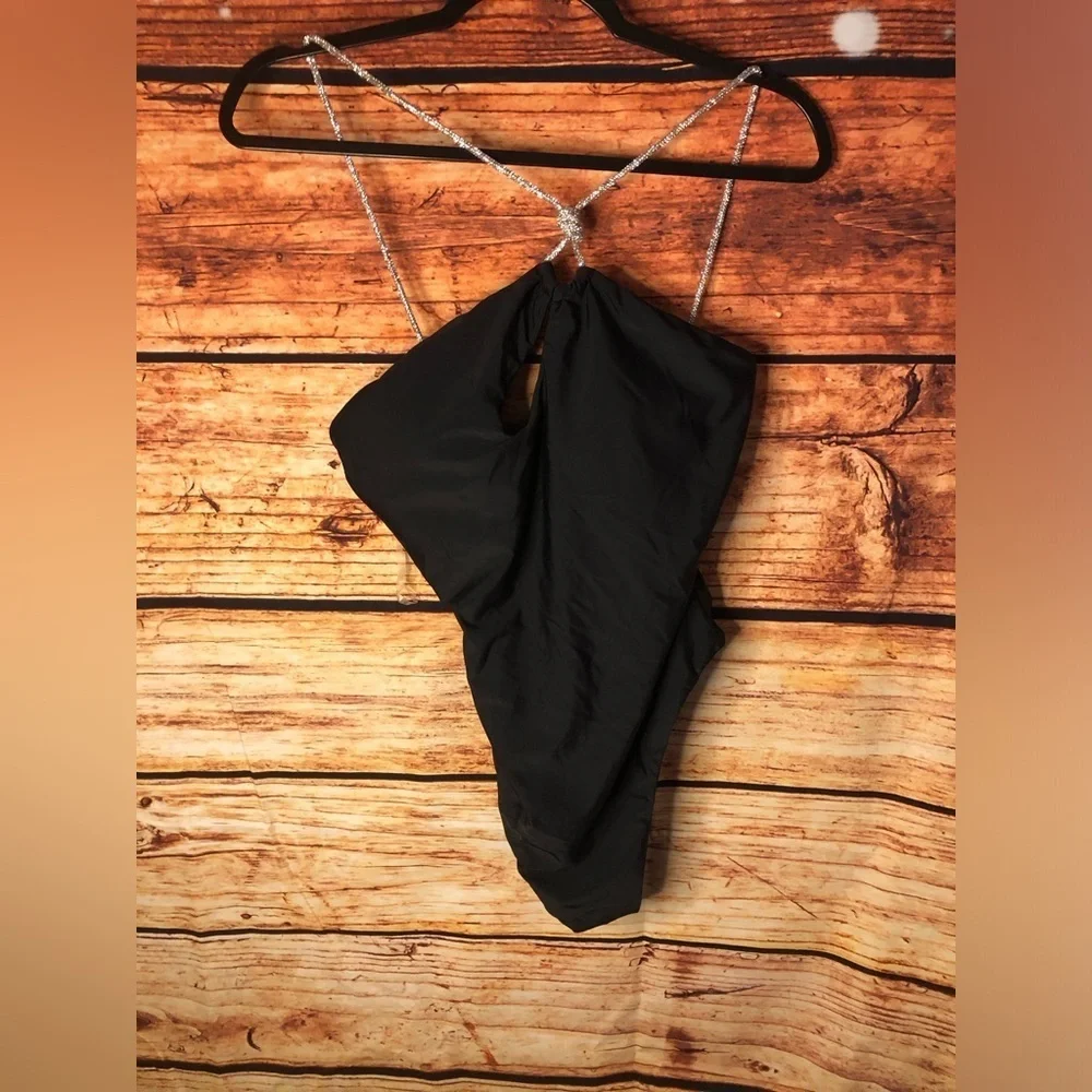 VENUS black one
