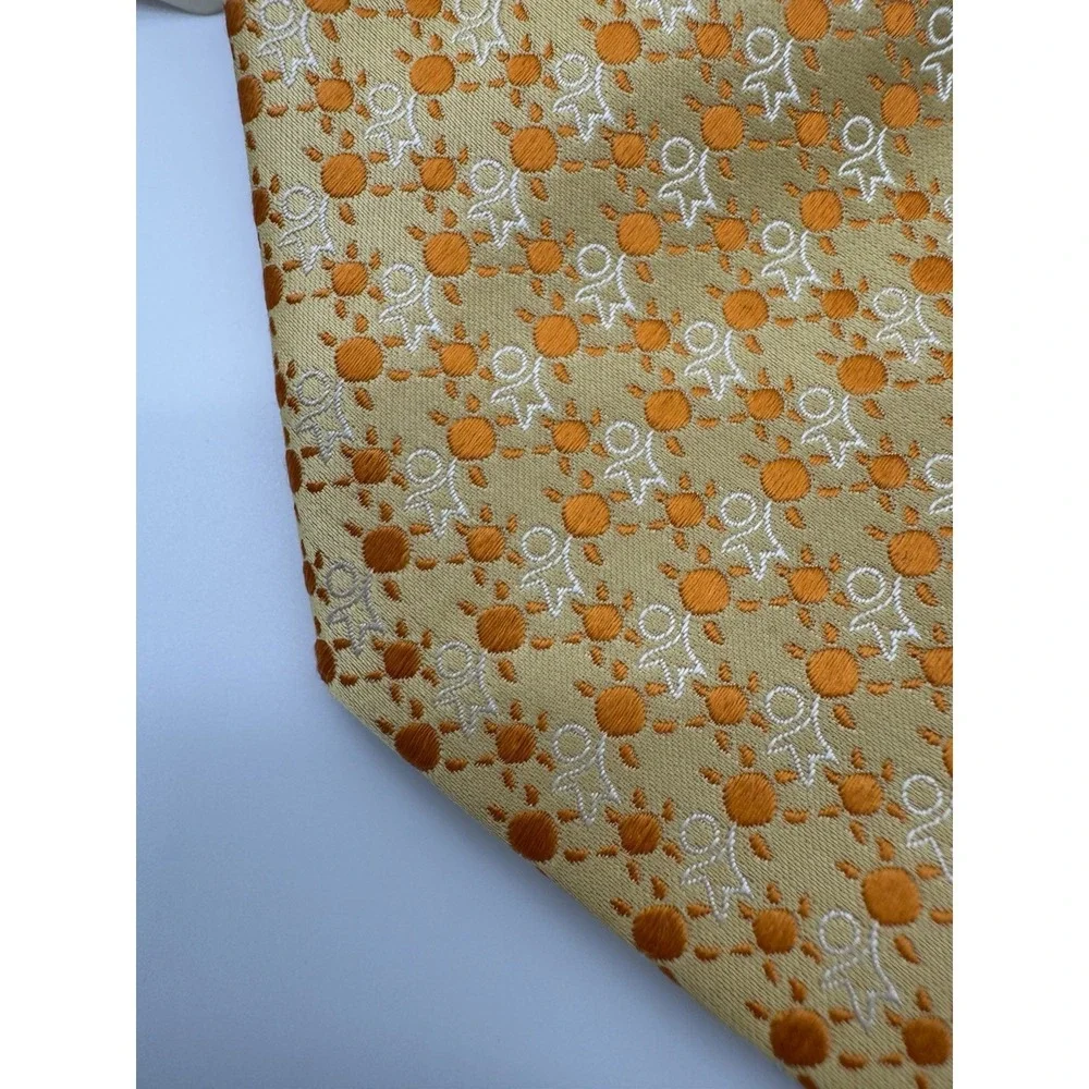 Izod yellow orange