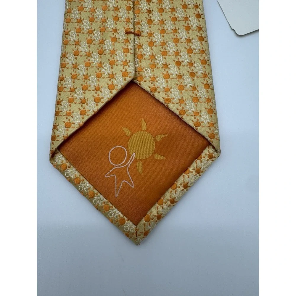 Izod yellow orange