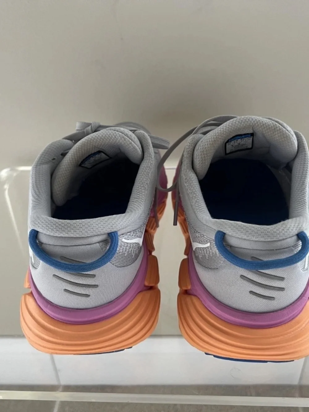 Hoka One One hoka one