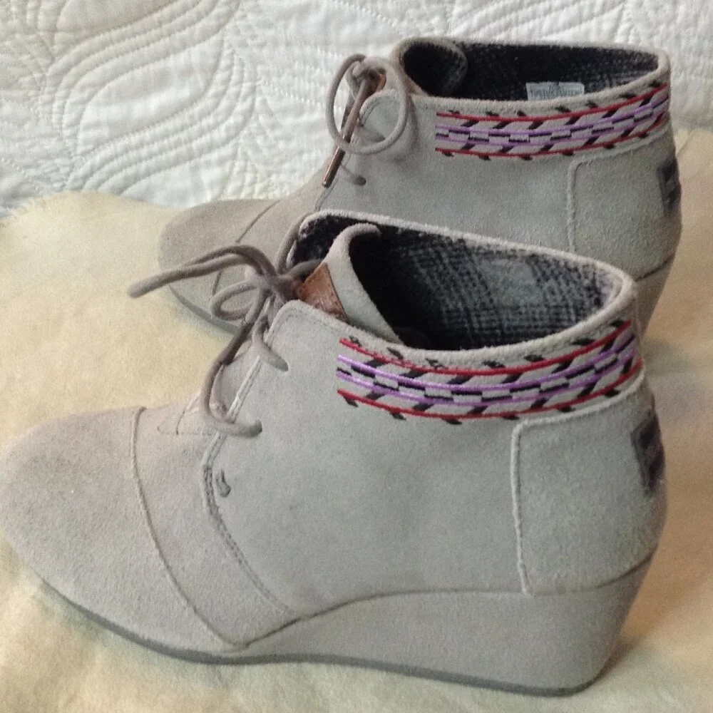 Tom's Grey Suede Wedge Boots, 