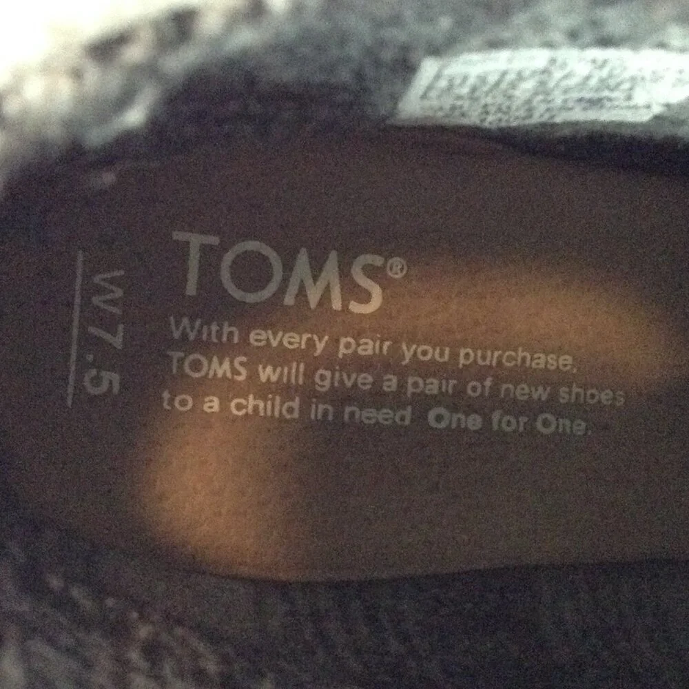Toms tom grey