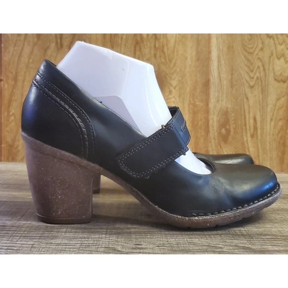 Clarks Carleta‎ Prato Mary Jane Heeled Shoes Women's Size 9 Black