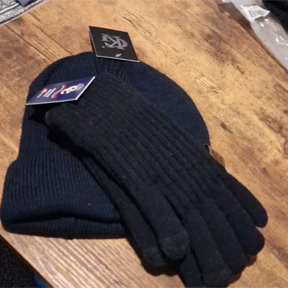 Unbranded stay warm