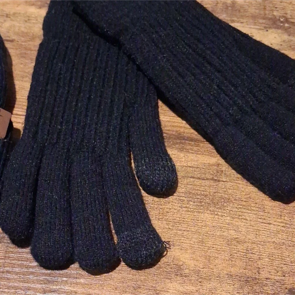 Unbranded stay warm