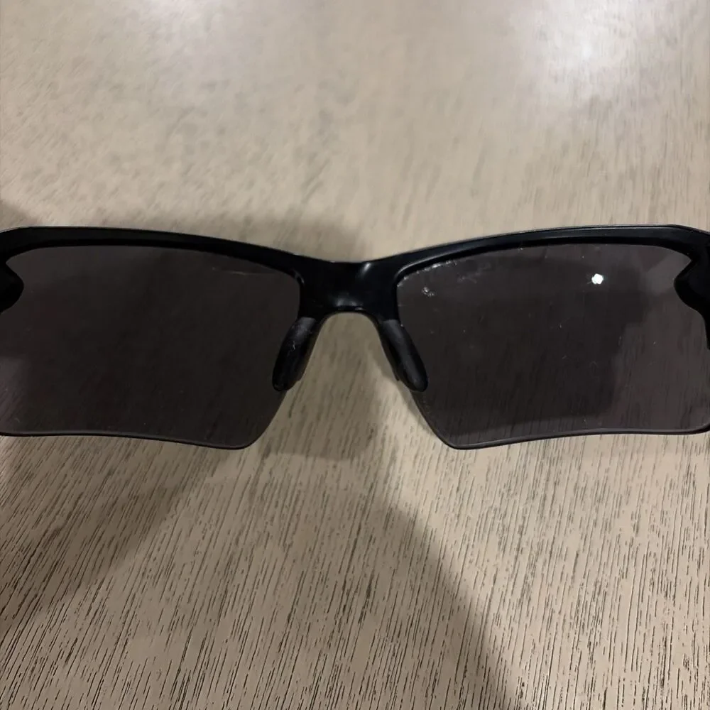 Oakley product pair