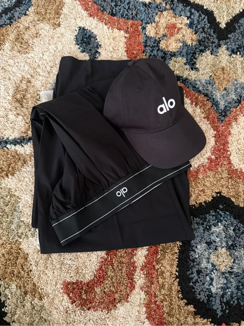 ALO Yoga classic alo