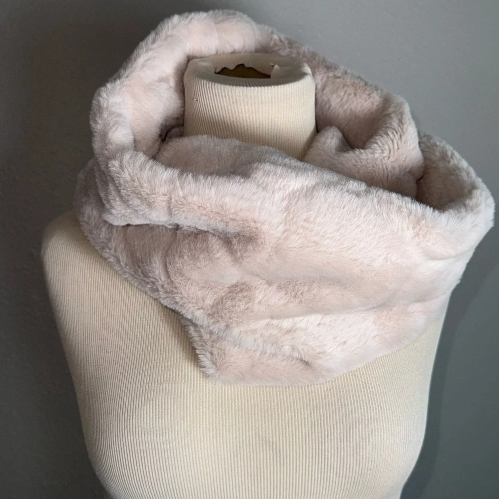 Coco + Carmen coco+carmen scarf