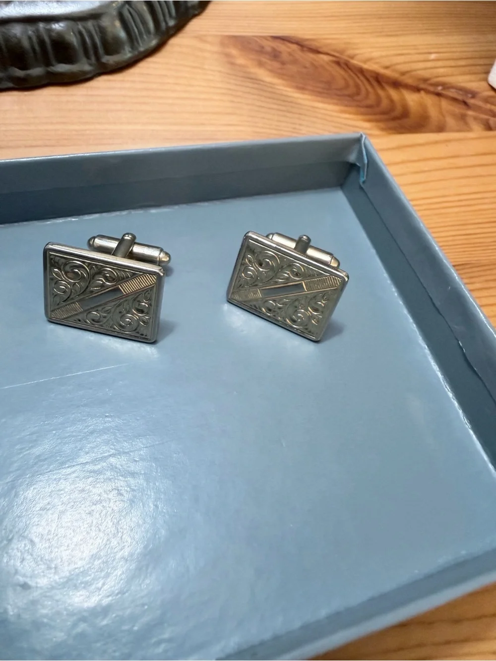 Krementz polished gold