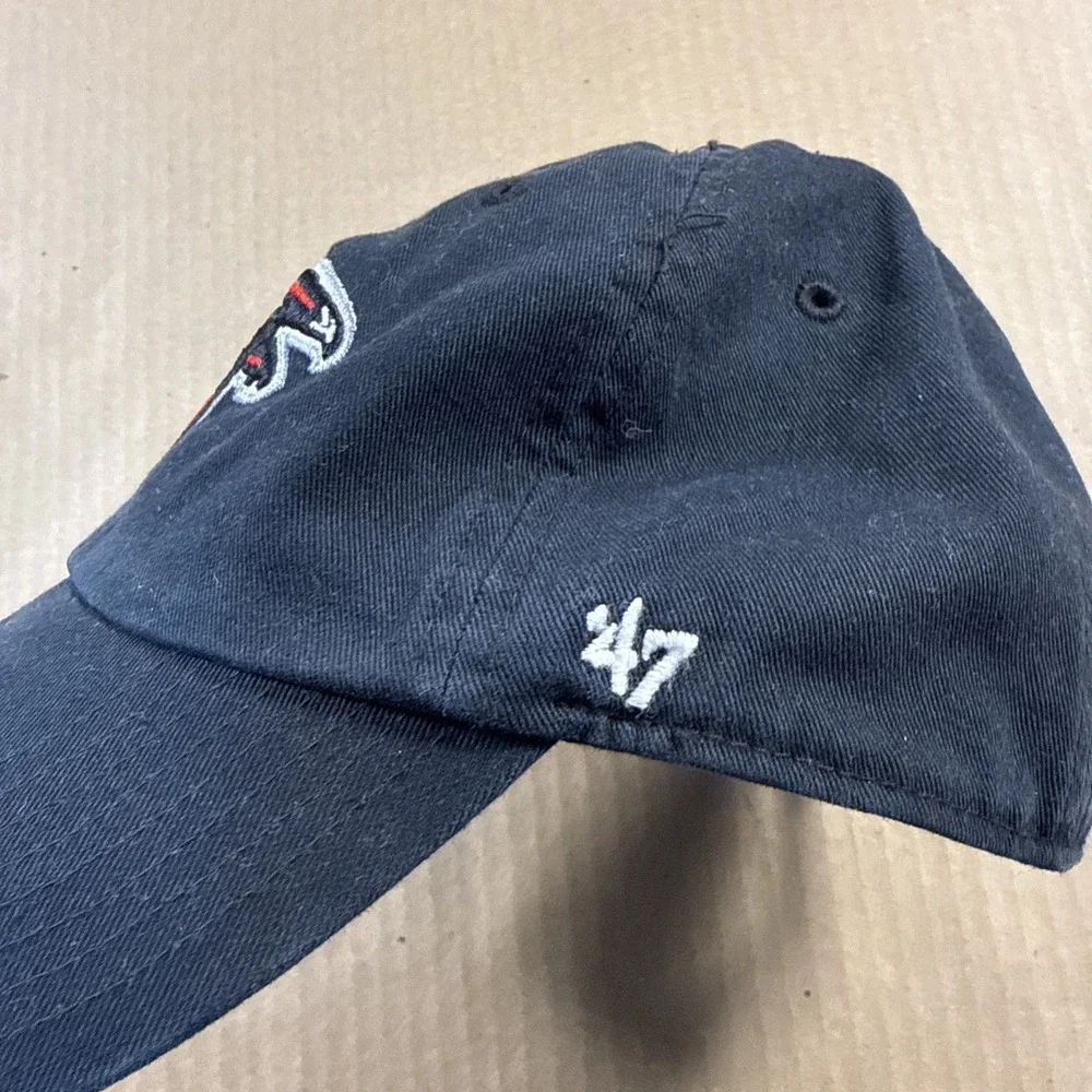 ‘47 Brand team hat their