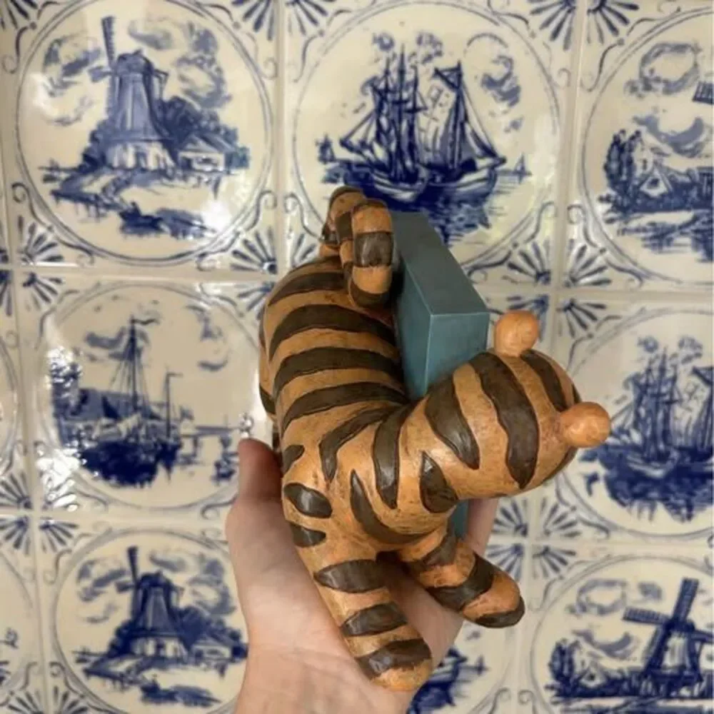 Disney classic tigger