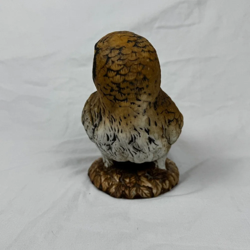 Unbranded vintage ceramic