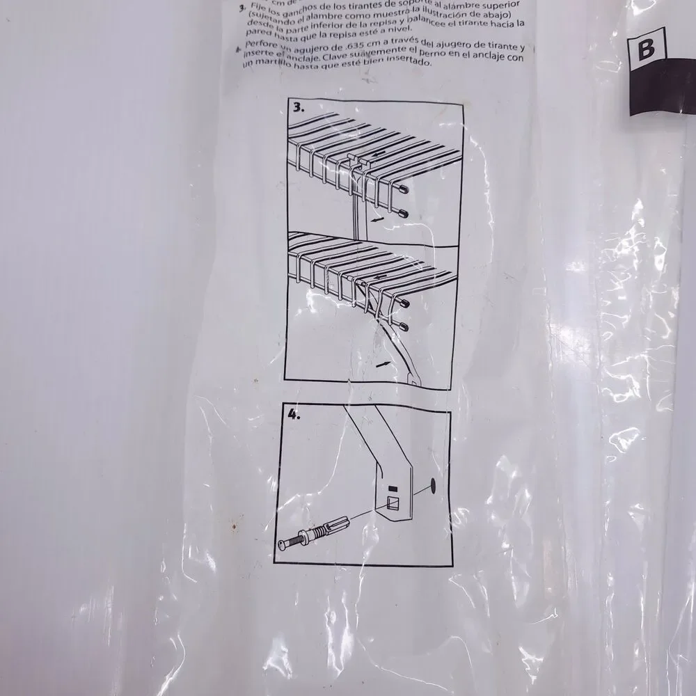 Rubbermaid new 3r02