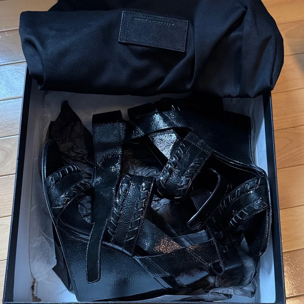 Alexander Wang chic black