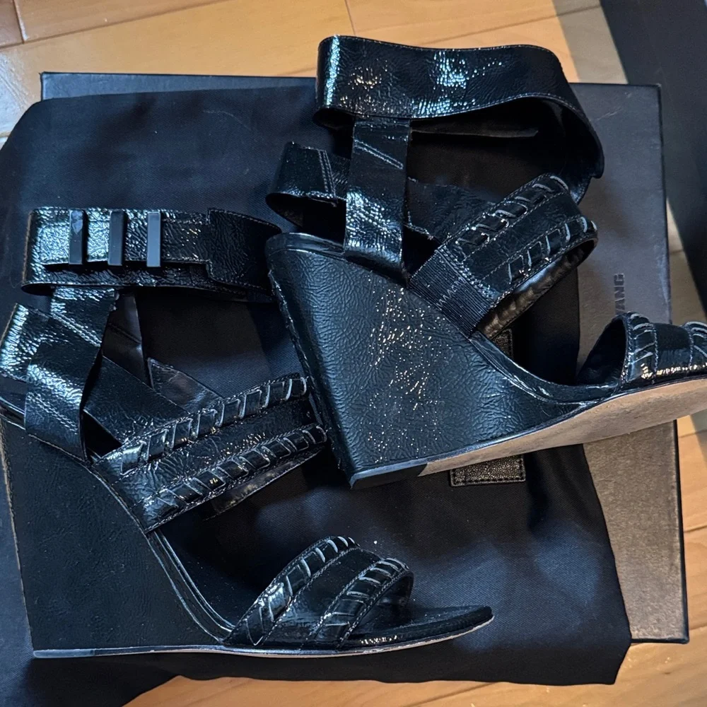 Alexander Wang chic black