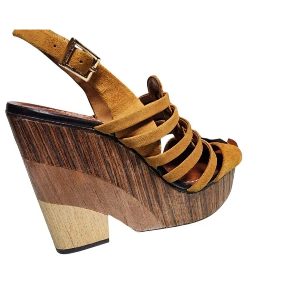 Vince Camuto vince camuto