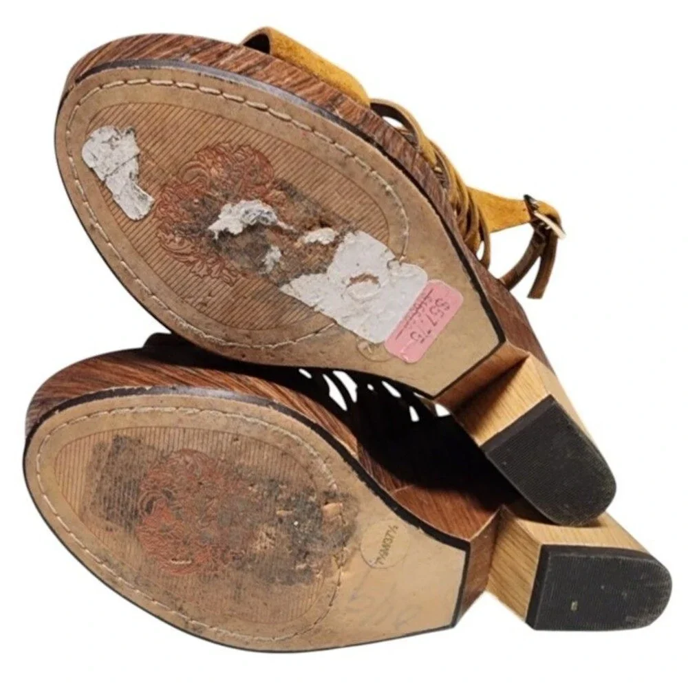 Vince Camuto vince camuto