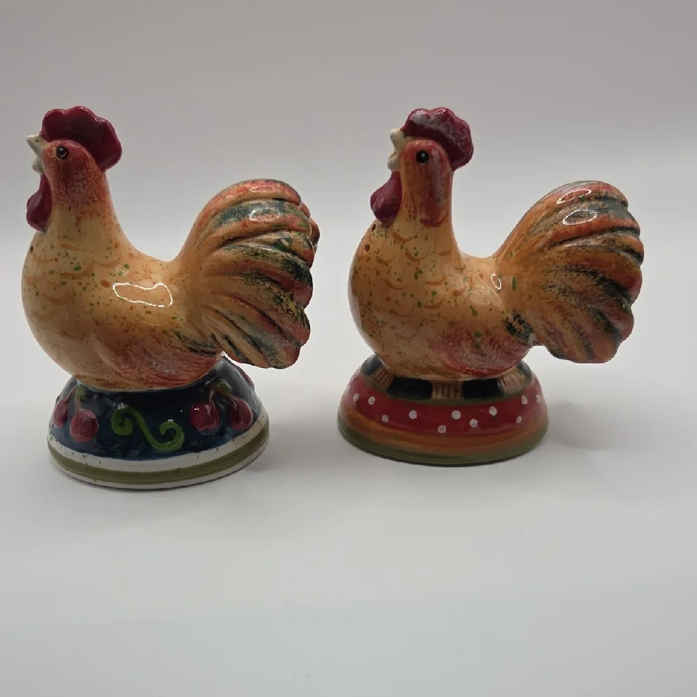 Vintage salt pepper