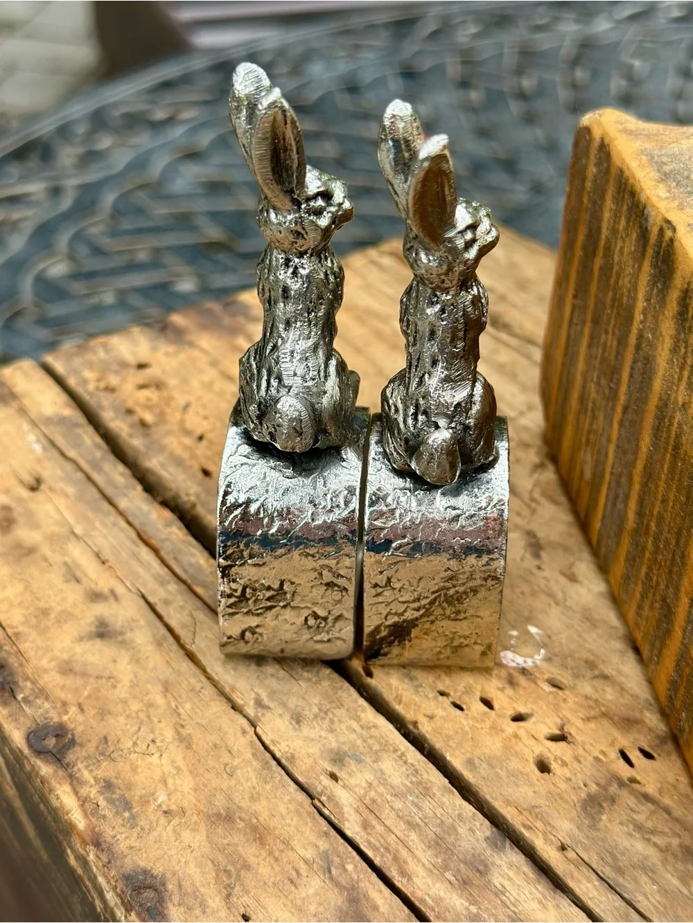 Unmarked silver tone