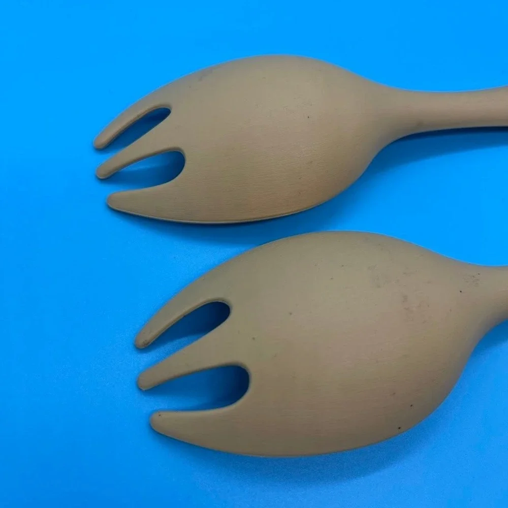 Tupperware vintage salad